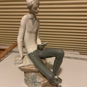 Vintage Lladro #4684 Hebrew Student Retired Figurine